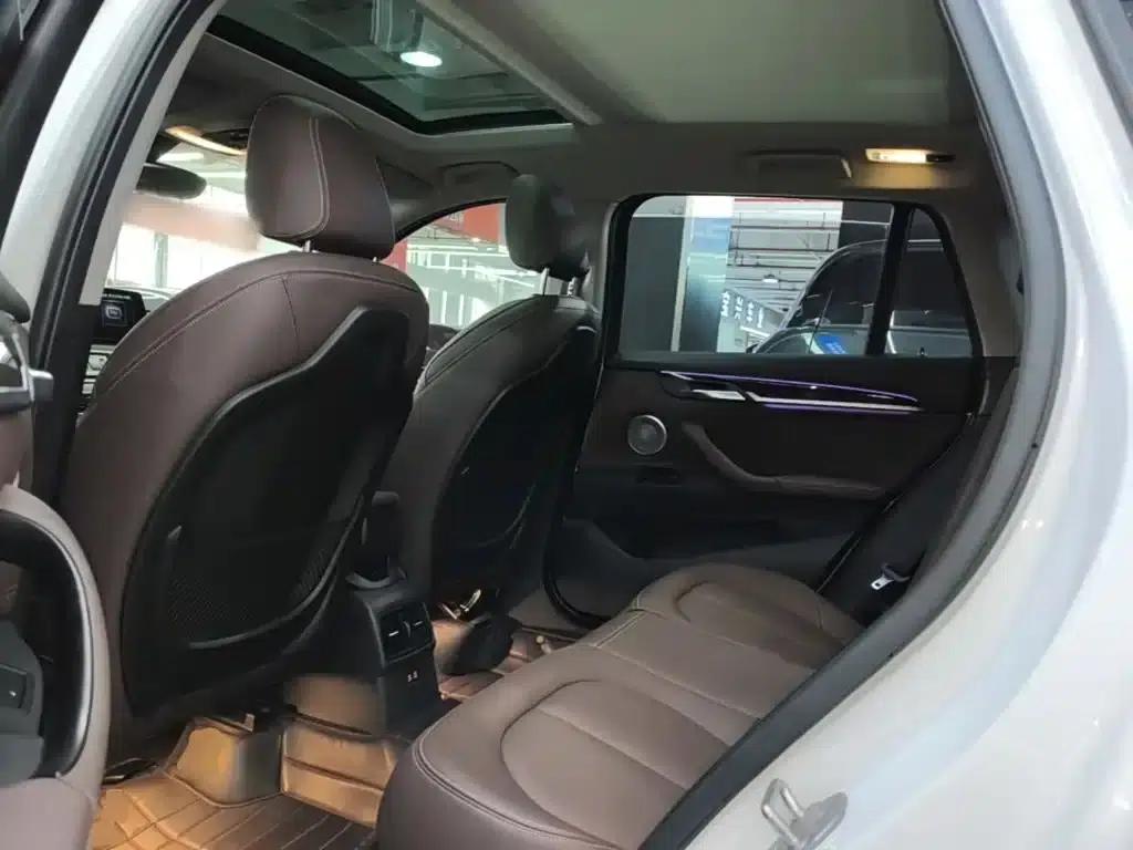 BMW X1 2022 xDrive25Li Premium — миниатюра 17