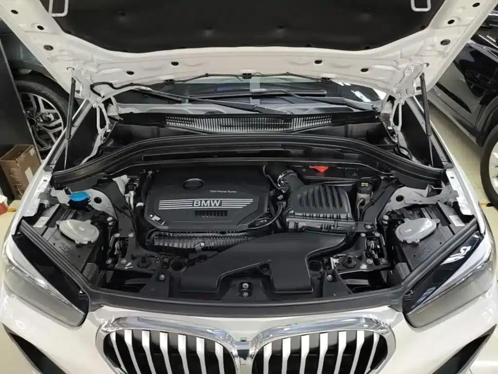 BMW X1 2022 xDrive25Li Premium — миниатюра 20