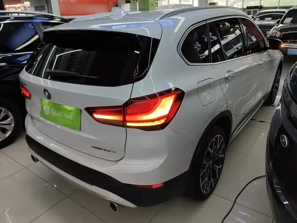 BMW X1 2022 xDrive25Li Premium — миниатюра 7
