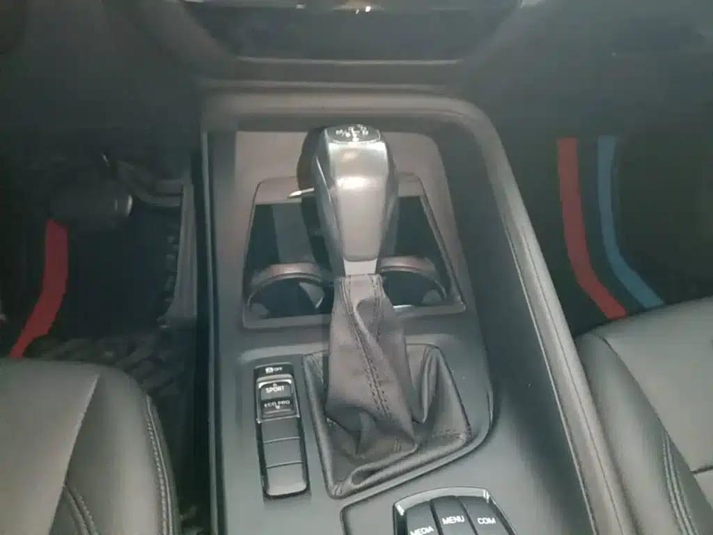 BMW X1 2018 sDrive20Li Leading Edition — миниатюра 14