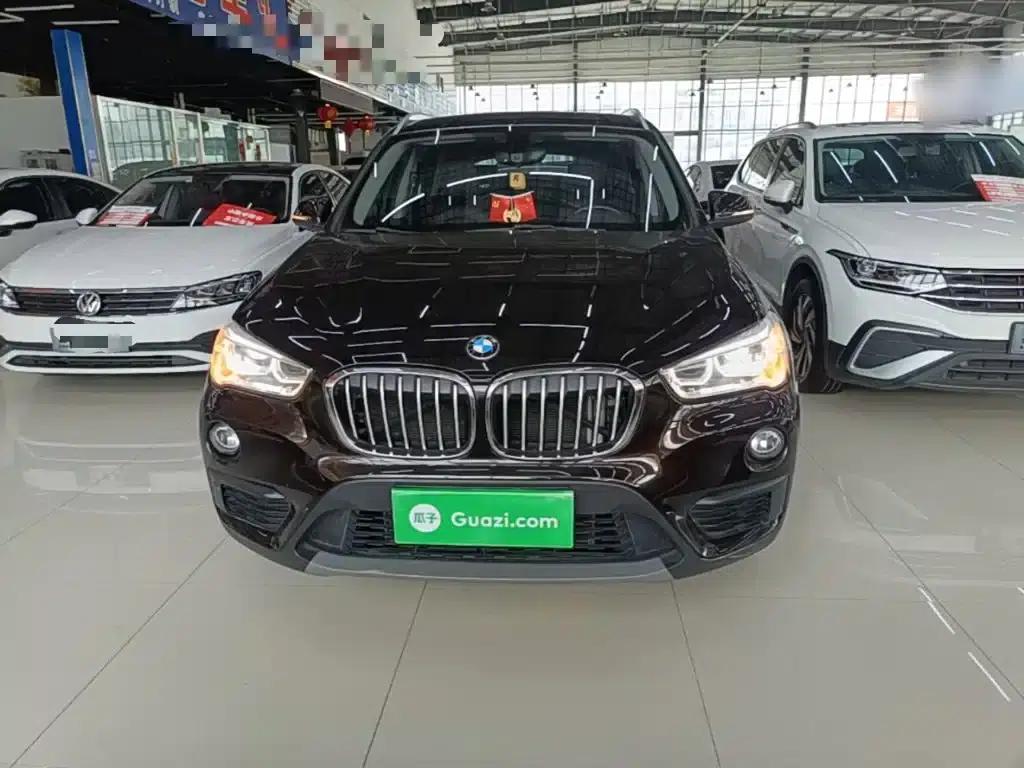 BMW X1 2018 sDrive20Li Leading Edition — миниатюра 3