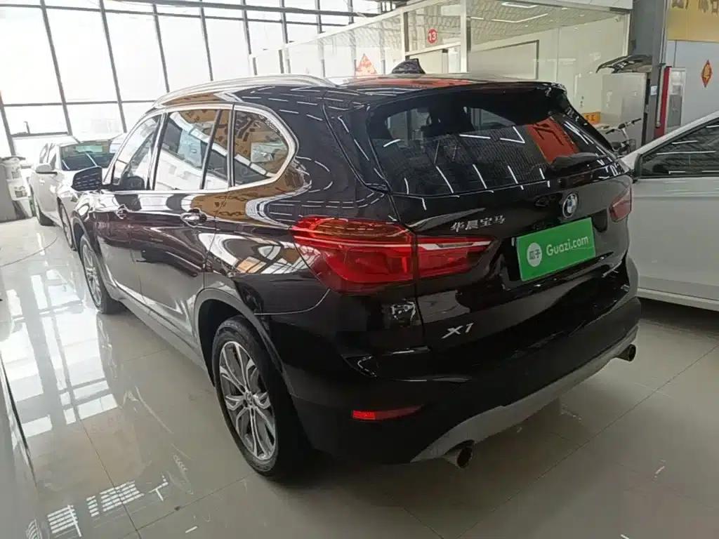 BMW X1 2018 sDrive20Li Leading Edition — миниатюра 5