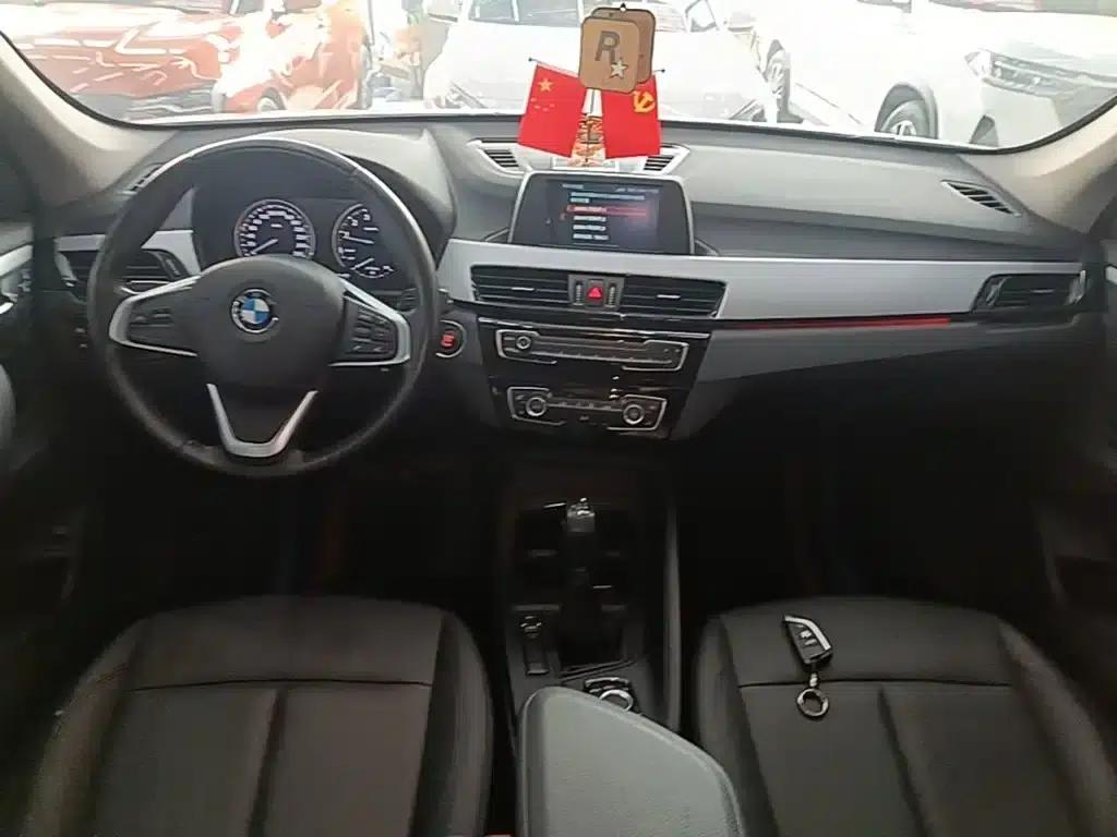 BMW X1 2018 sDrive20Li Leading Edition — миниатюра 10