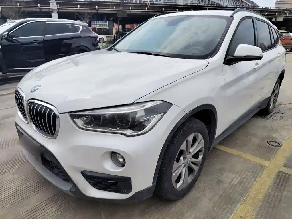 BMW X1 2016 sDrive18Li Premium — миниатюра 2