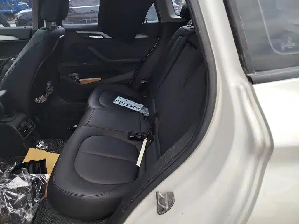 BMW X1 2016 sDrive18Li Premium — миниатюра 13