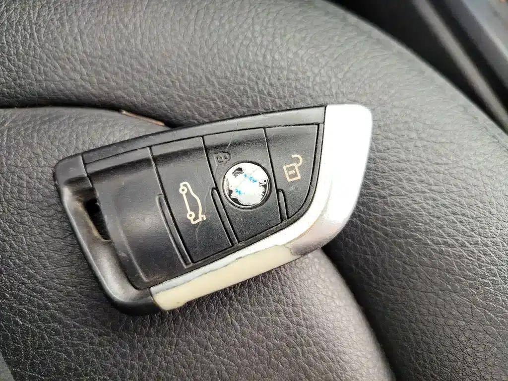 BMW X1 2016 sDrive18Li Premium — миниатюра 17