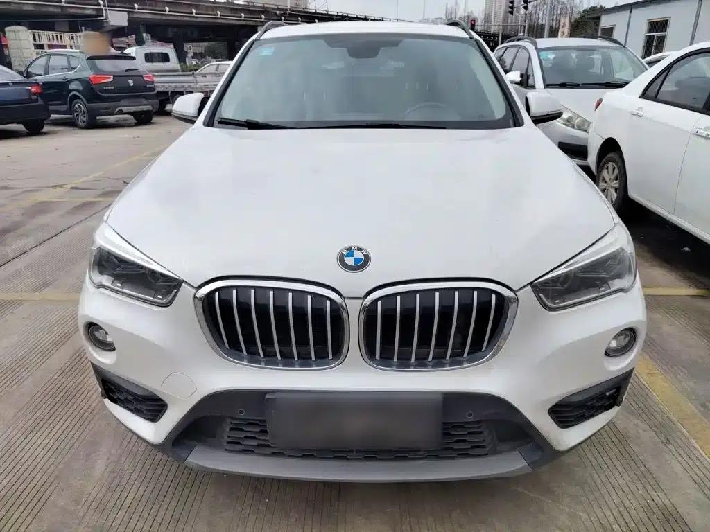 BMW X1 2016 sDrive18Li Premium — миниатюра 3