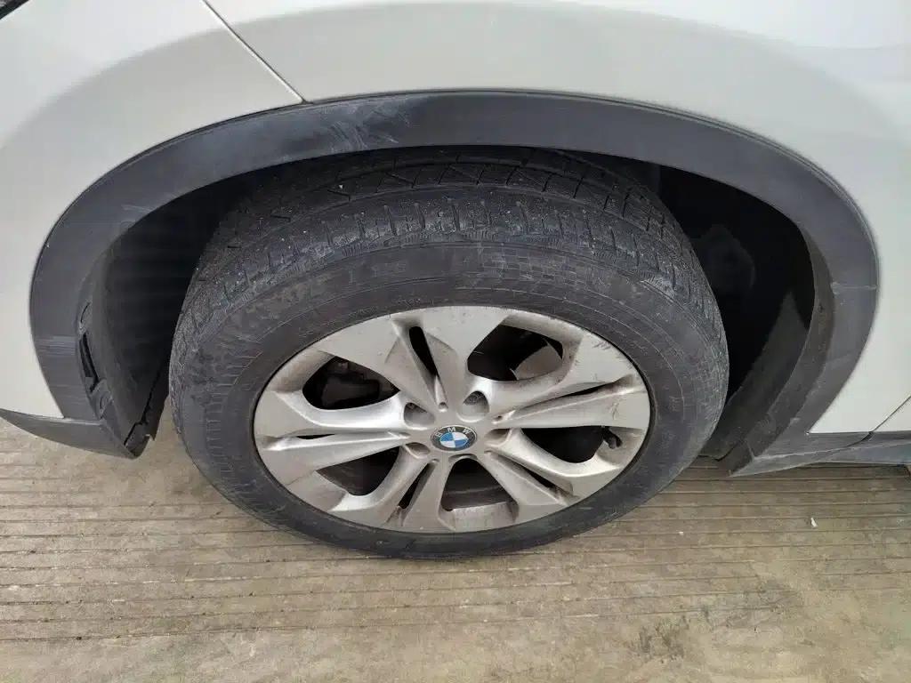 BMW X1 2016 sDrive18Li Premium — миниатюра 25