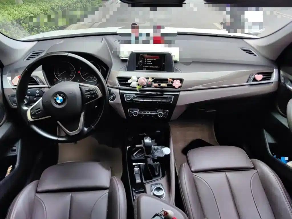 BMW X1 2018 xDrive20Li Premium — миниатюра 20