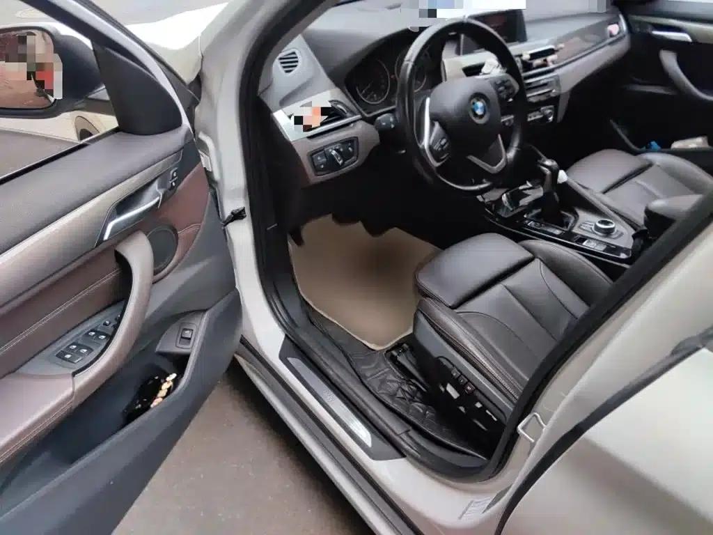 BMW X1 2018 xDrive20Li Premium — миниатюра 21