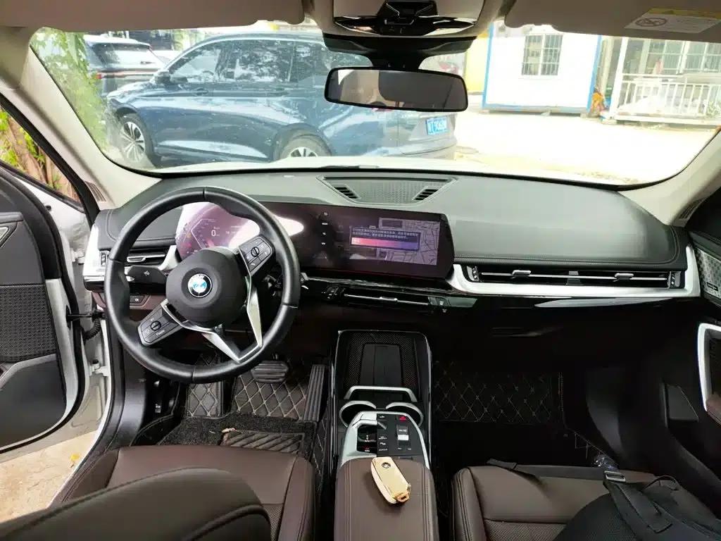 2023 BMW X1 sDrive25Li X Design Package — миниатюра 3