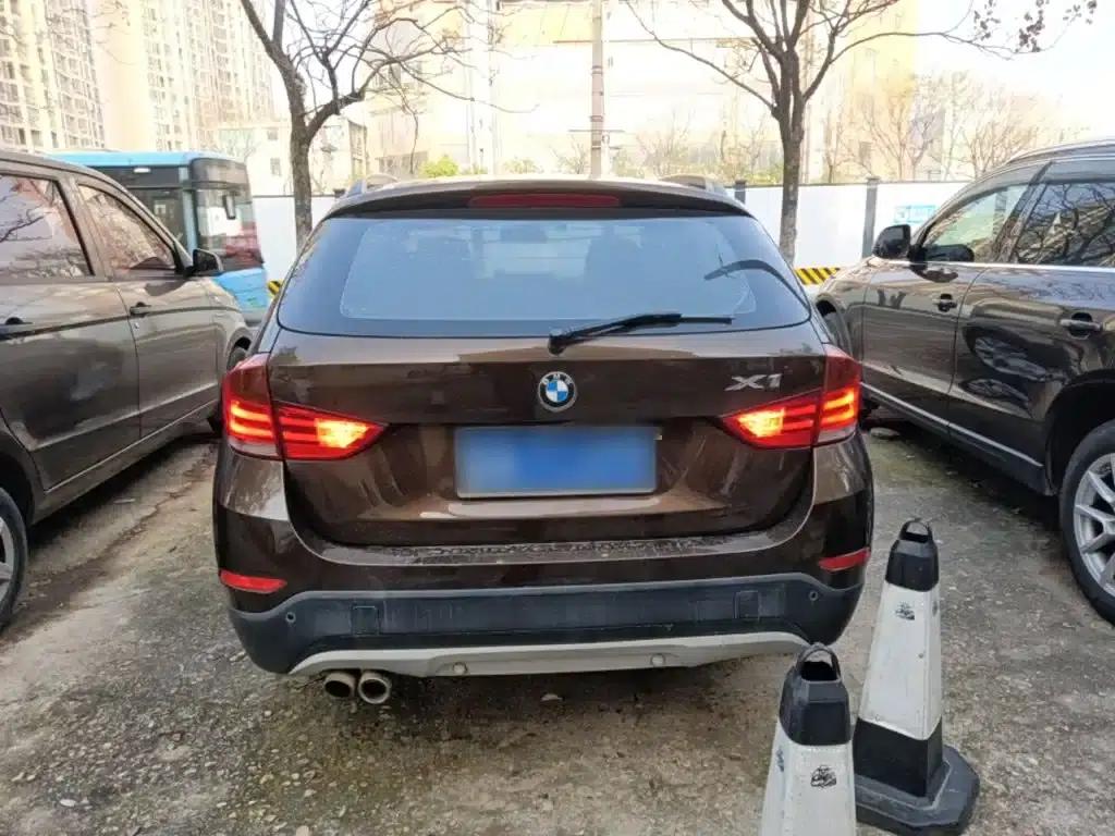 BMW X1 2014 sDrive18i Fashion Edition — миниатюра 6