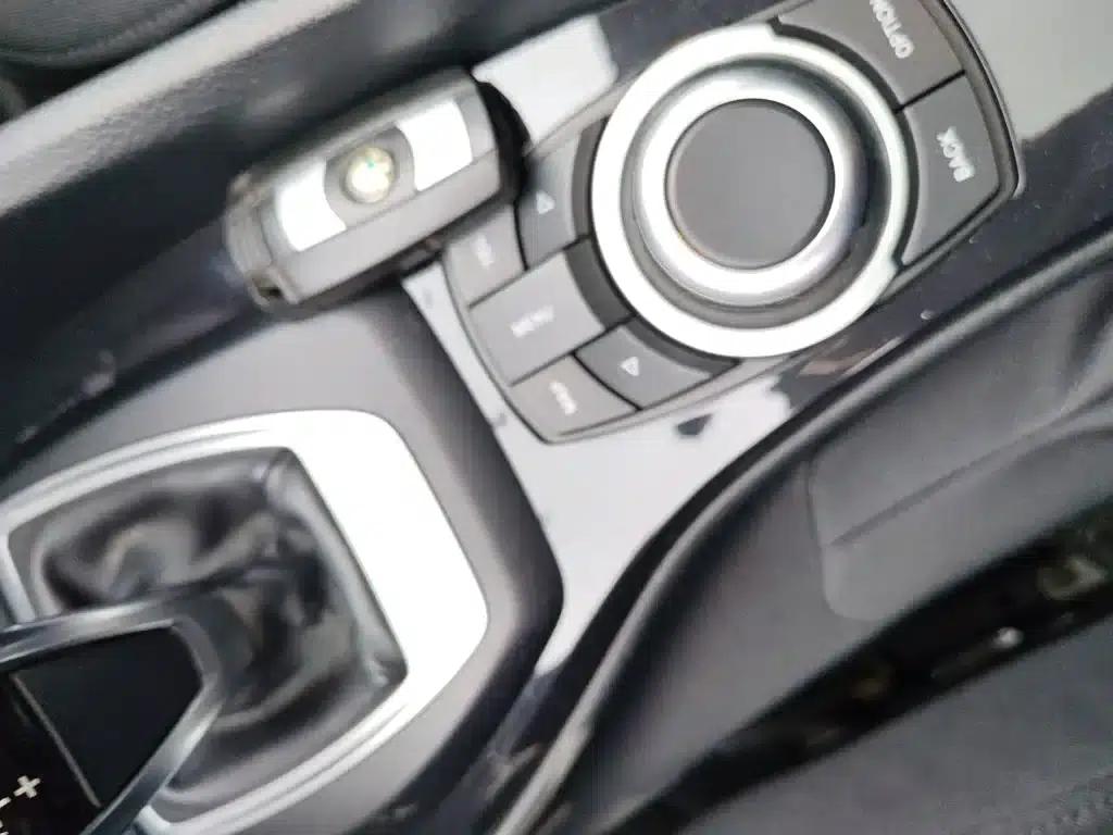 BMW X1 2015 sDrive18i Fashion Upgrade Edition — миниатюра 17