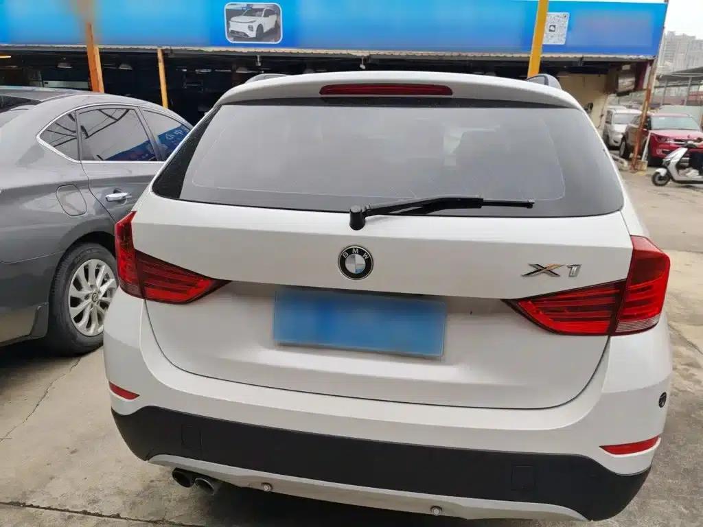 BMW X1 2015 sDrive18i Fashion Upgrade Edition — миниатюра 4