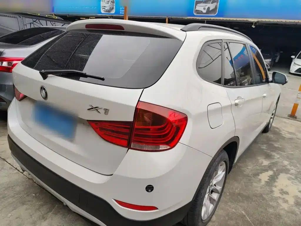 BMW X1 2015 sDrive18i Fashion Upgrade Edition — миниатюра 5