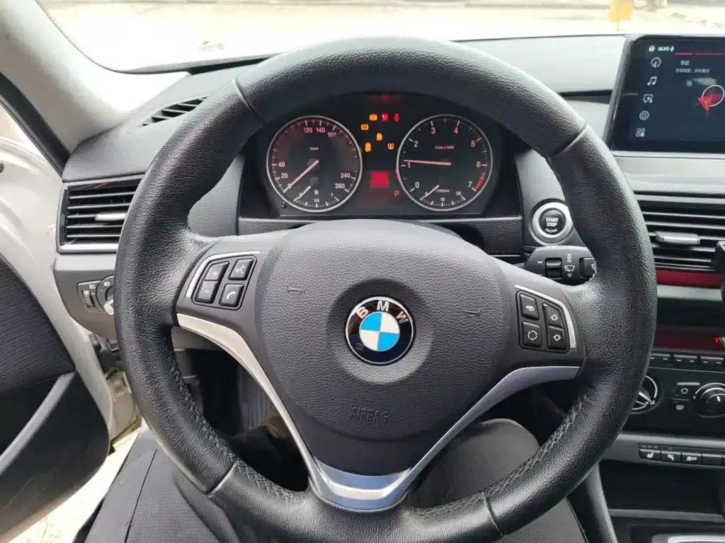 BMW X1 2015 sDrive18i Fashion Upgrade Edition — миниатюра 7