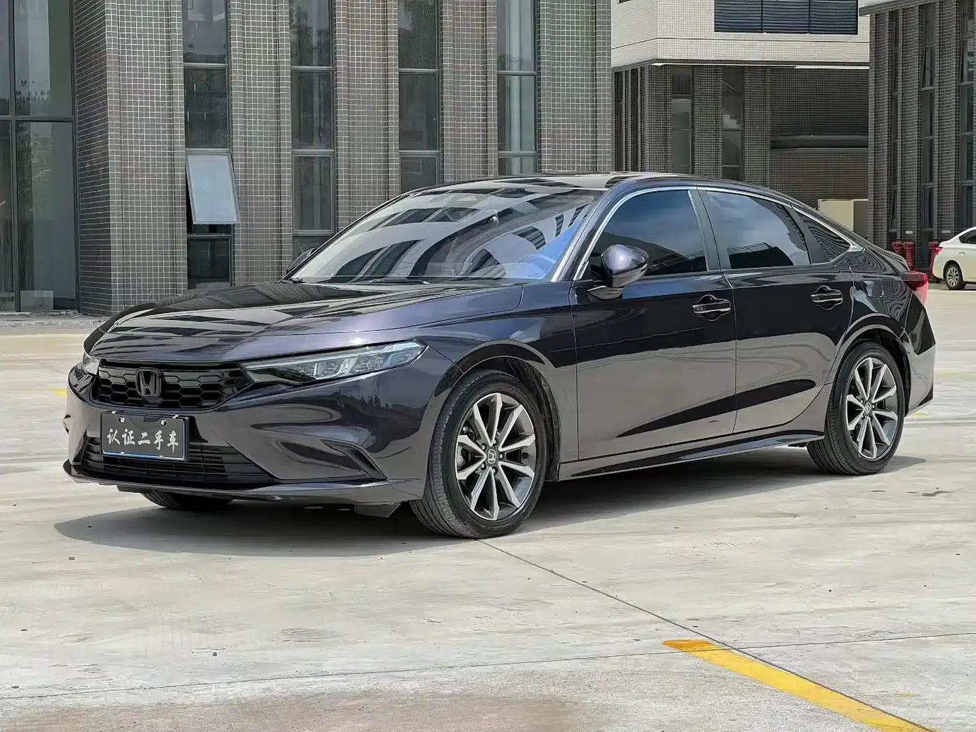 Stylish 2023 240TURBO CVT Smart Edition — миниатюра 1