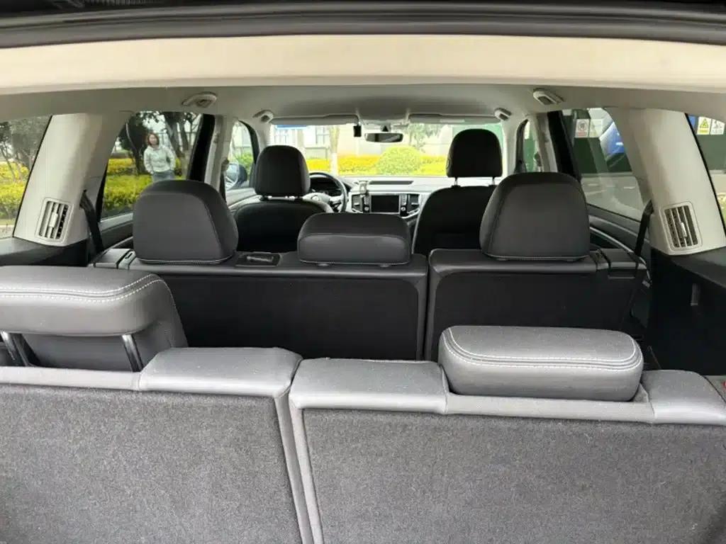 2017 Volkswagen Teramont 380TSI 4WD Comfort Edition — миниатюра 18