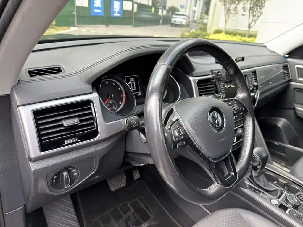 2017 Volkswagen Teramont 380TSI 4WD Comfort Edition — миниатюра 24