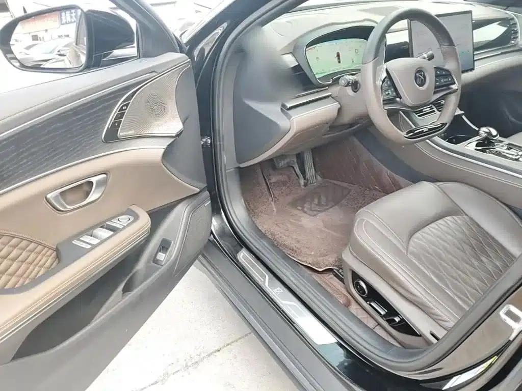 Han 2022 DM-i 121KM Premium Edition — миниатюра 12