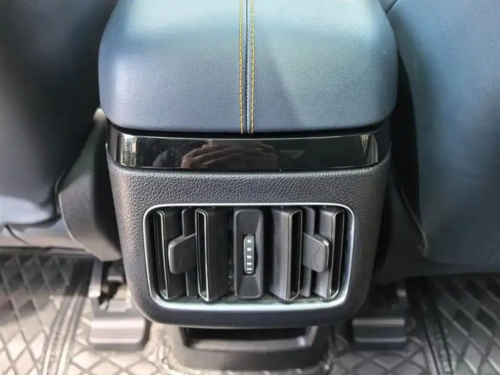 Song PLUS New Energy 2023 Champion Edition EV 520KM Premium — миниатюра 12