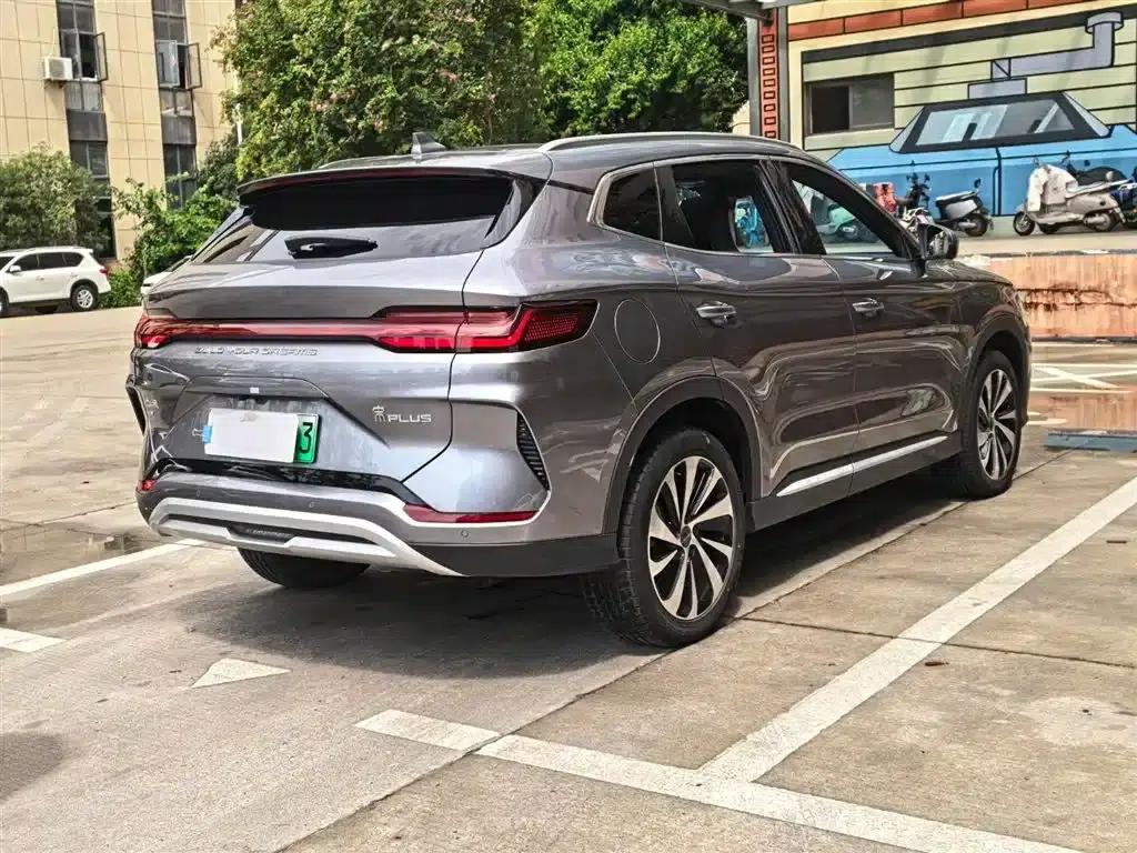 Song PLUS New Energy 2023 Champion Edition EV 520KM Premium — миниатюра 19