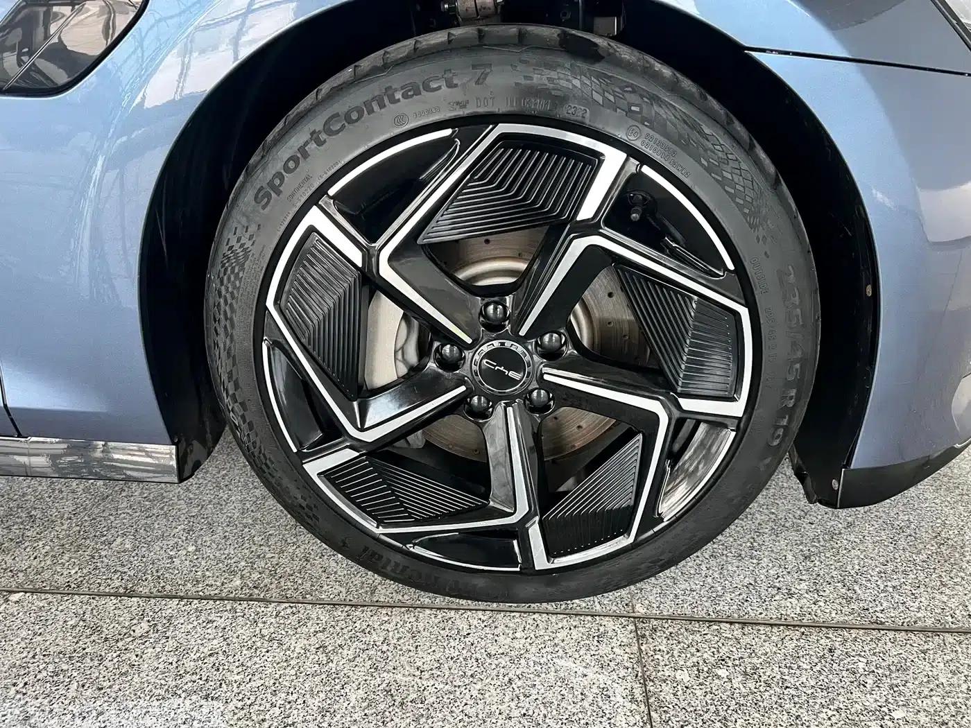 Seal 2022 700km Long Range Rear-Wheel Drive Version — миниатюра 14