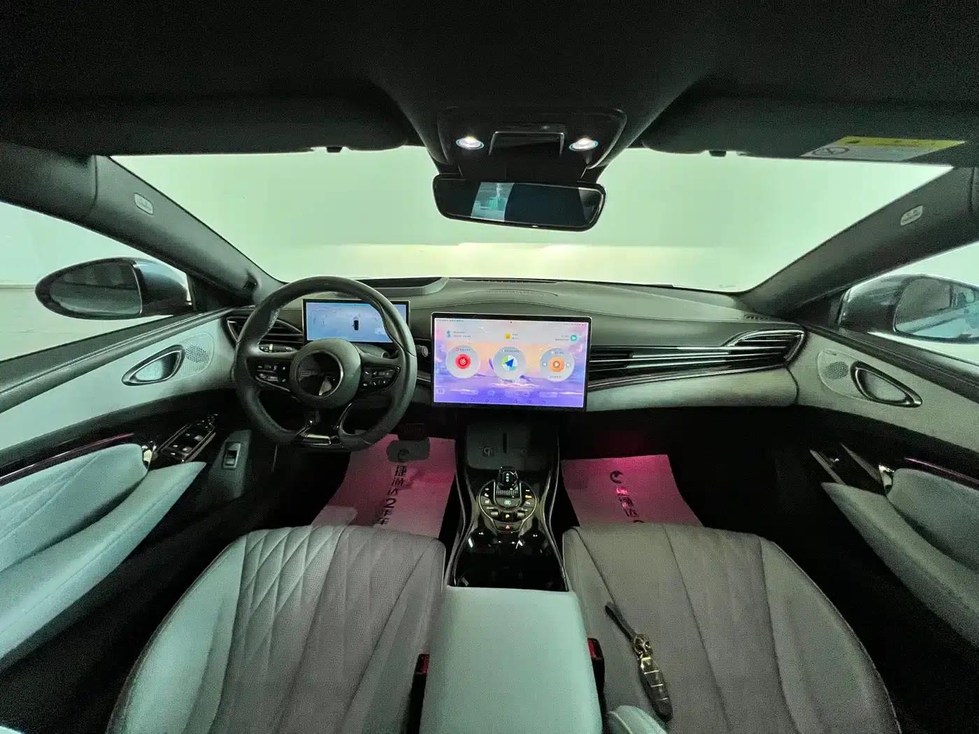 Seal 2022 700km Long Range Rear-Wheel Drive Version — миниатюра 30