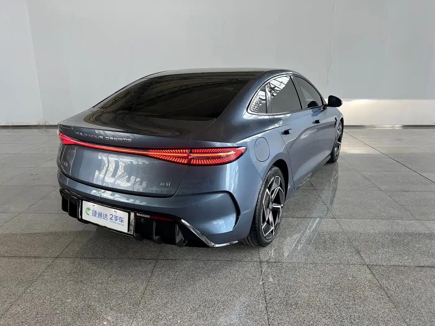 Seal 2022 700km Long Range Rear-Wheel Drive Version — миниатюра 4