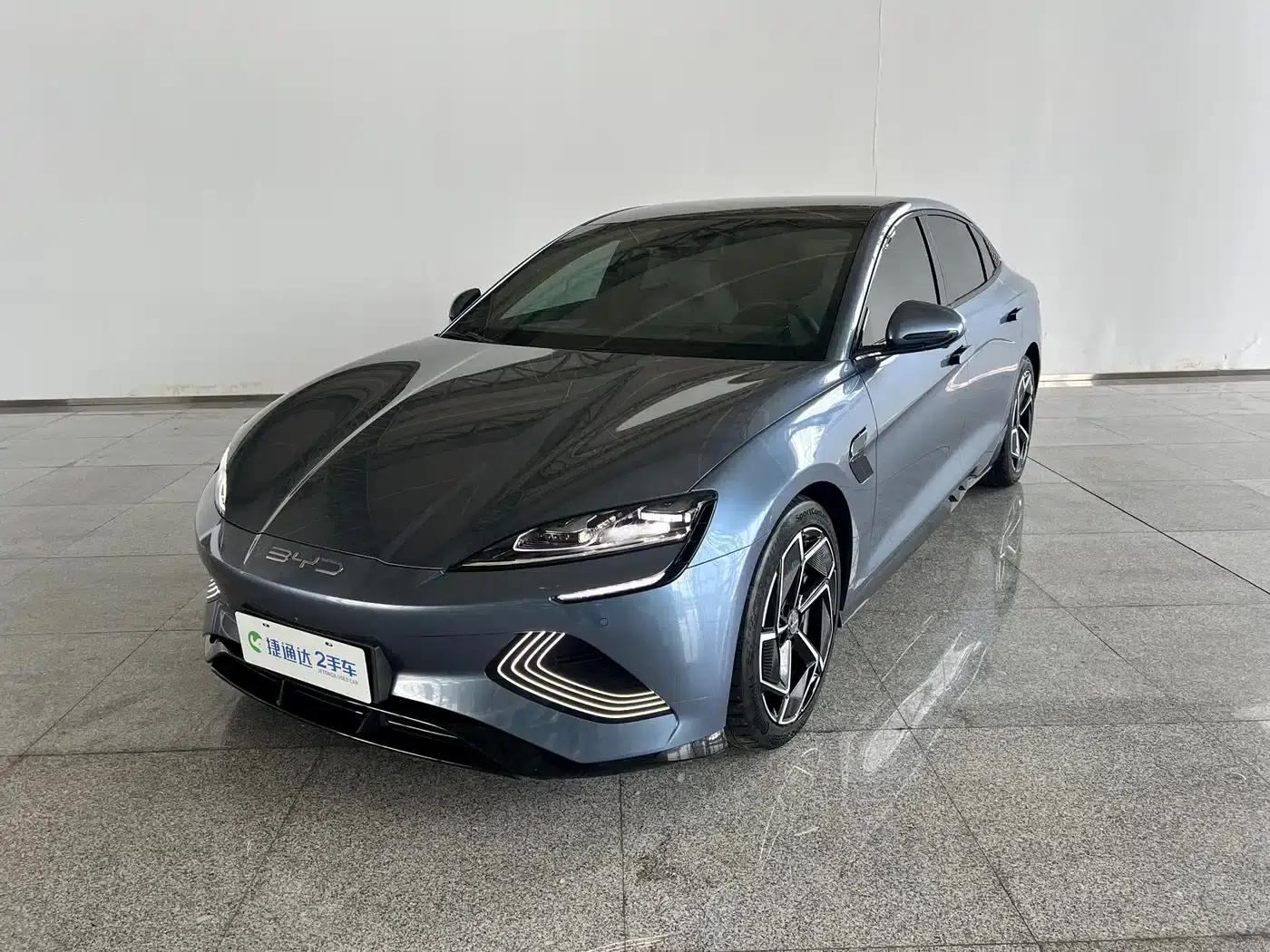 Seal 2022 700km Long Range Rear-Wheel Drive Version — миниатюра 7