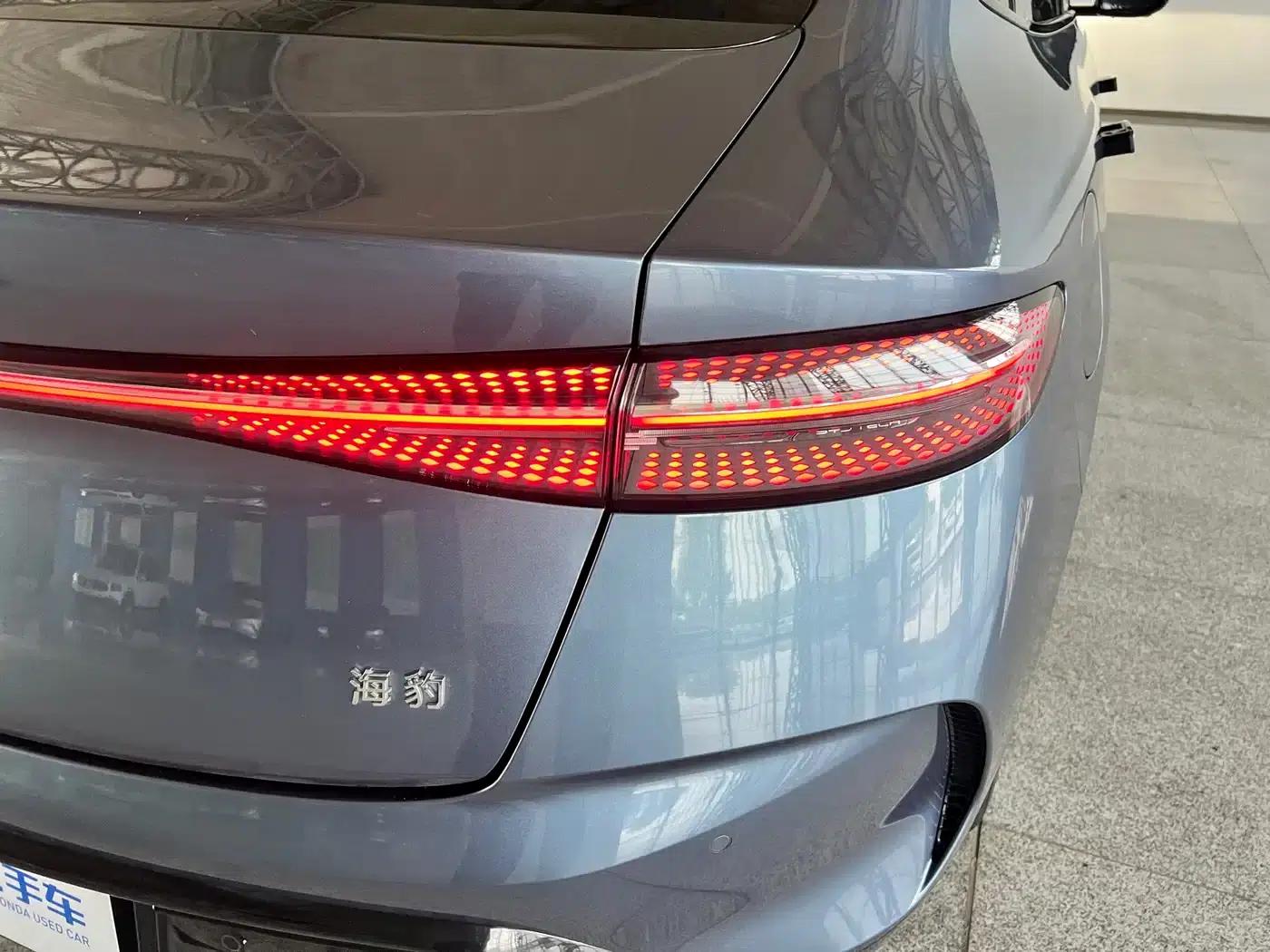 Seal 2022 700km Long Range Rear-Wheel Drive Version — миниатюра 10