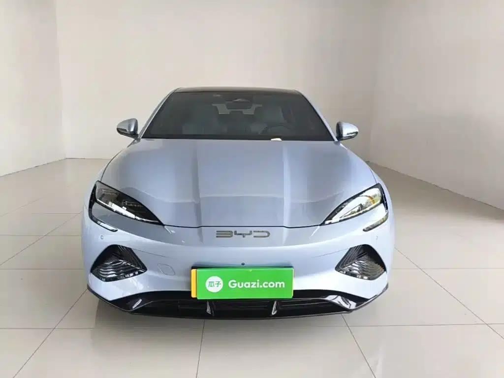 Seal 2022 550km Standard Range Rear-Wheel Drive Premium Edition — миниатюра 3