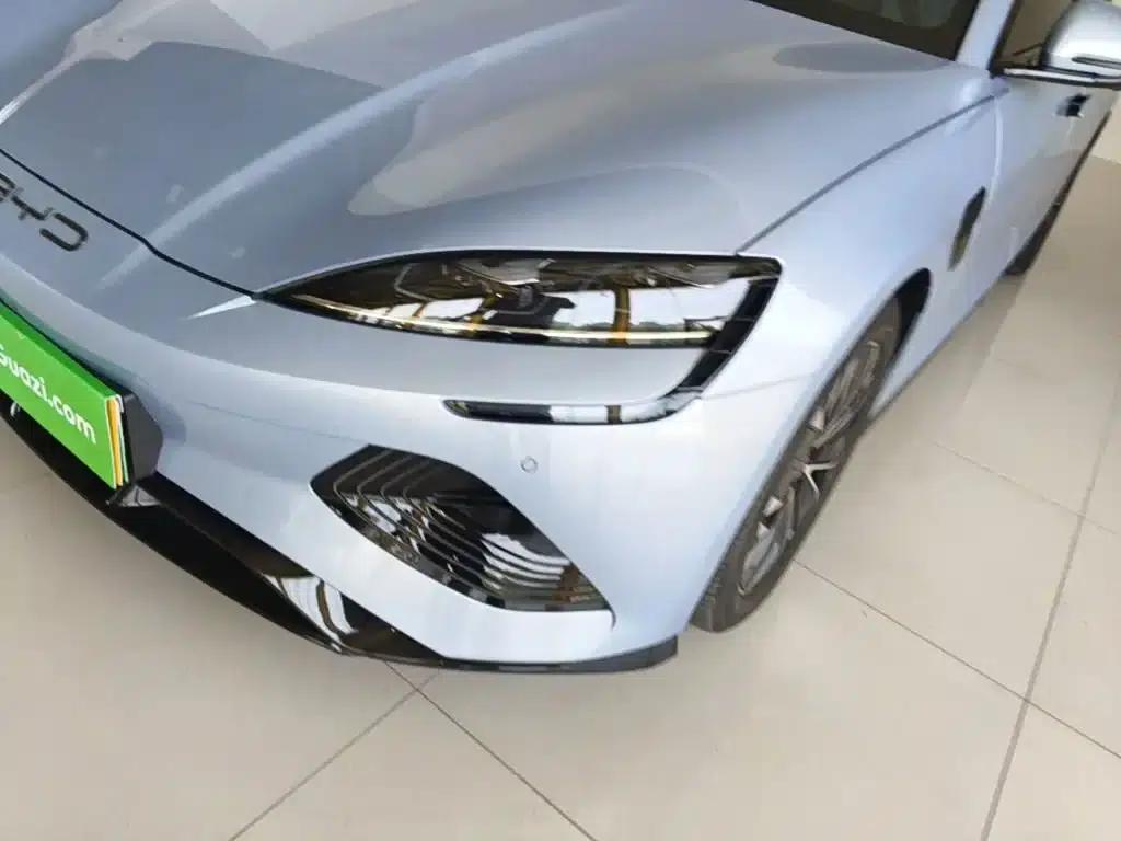 Seal 2022 550km Standard Range Rear-Wheel Drive Premium Edition — миниатюра 24