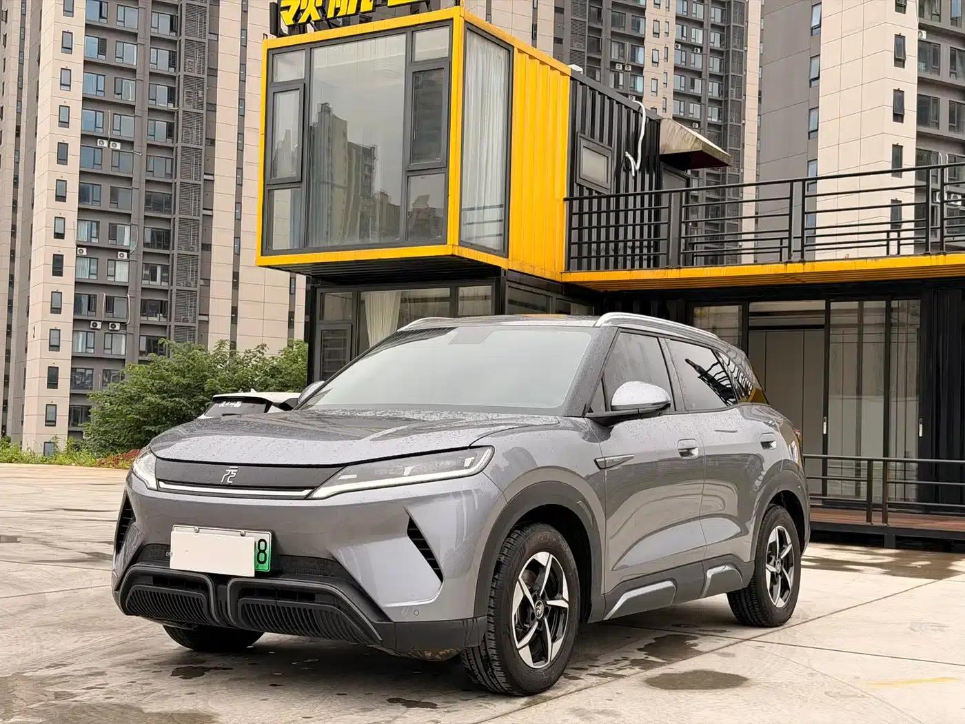 Yuan UP 2024 Model 401KM Super Edition — миниатюра 1