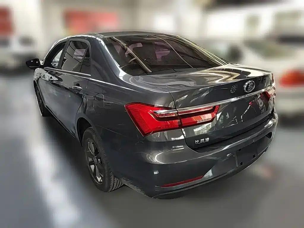 Qin 2019 1.5L Manual Deluxe Edition — миниатюра 9