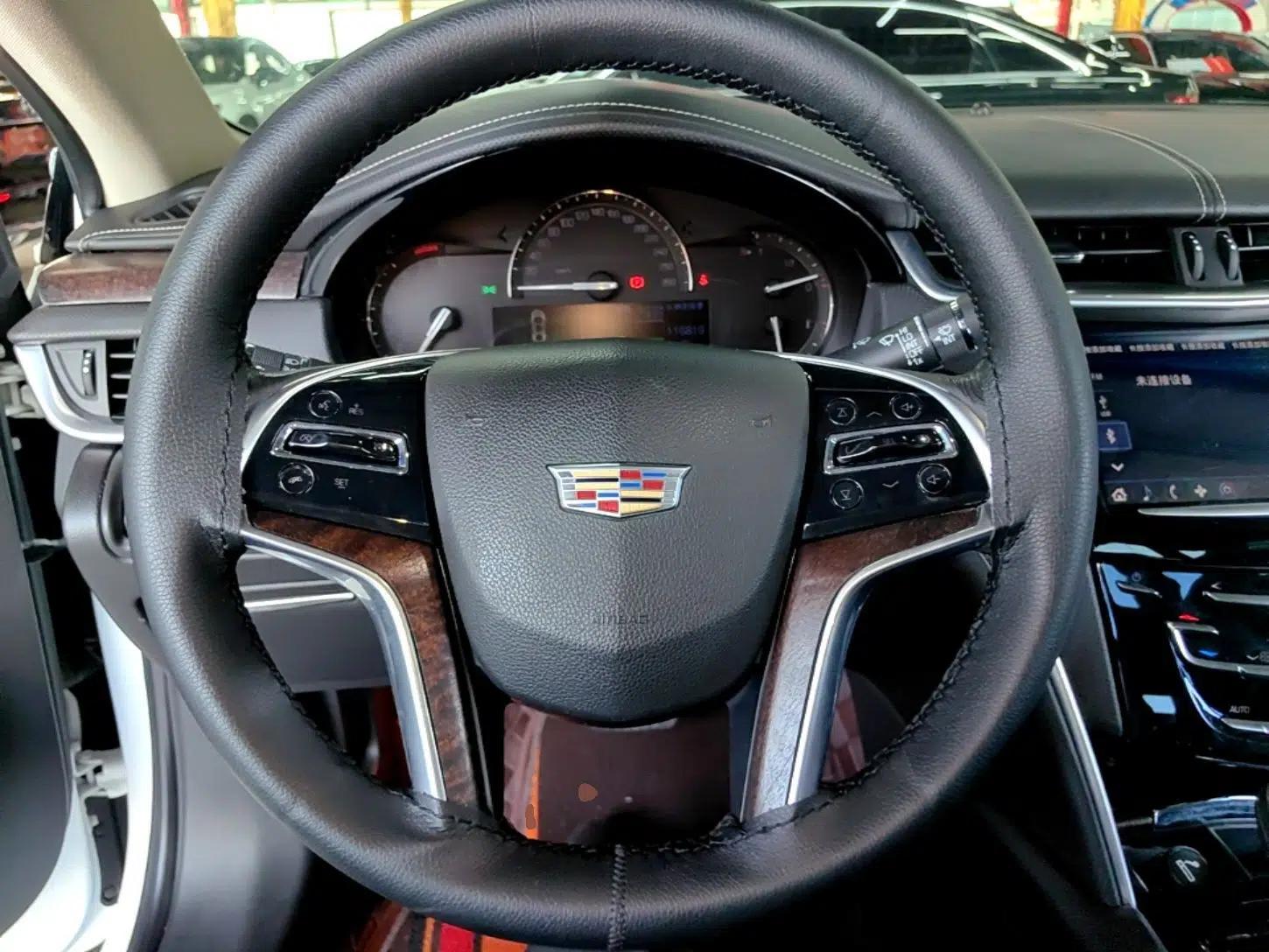 Cadillac XTS 2018 28T Elite Edition — миниатюра 13