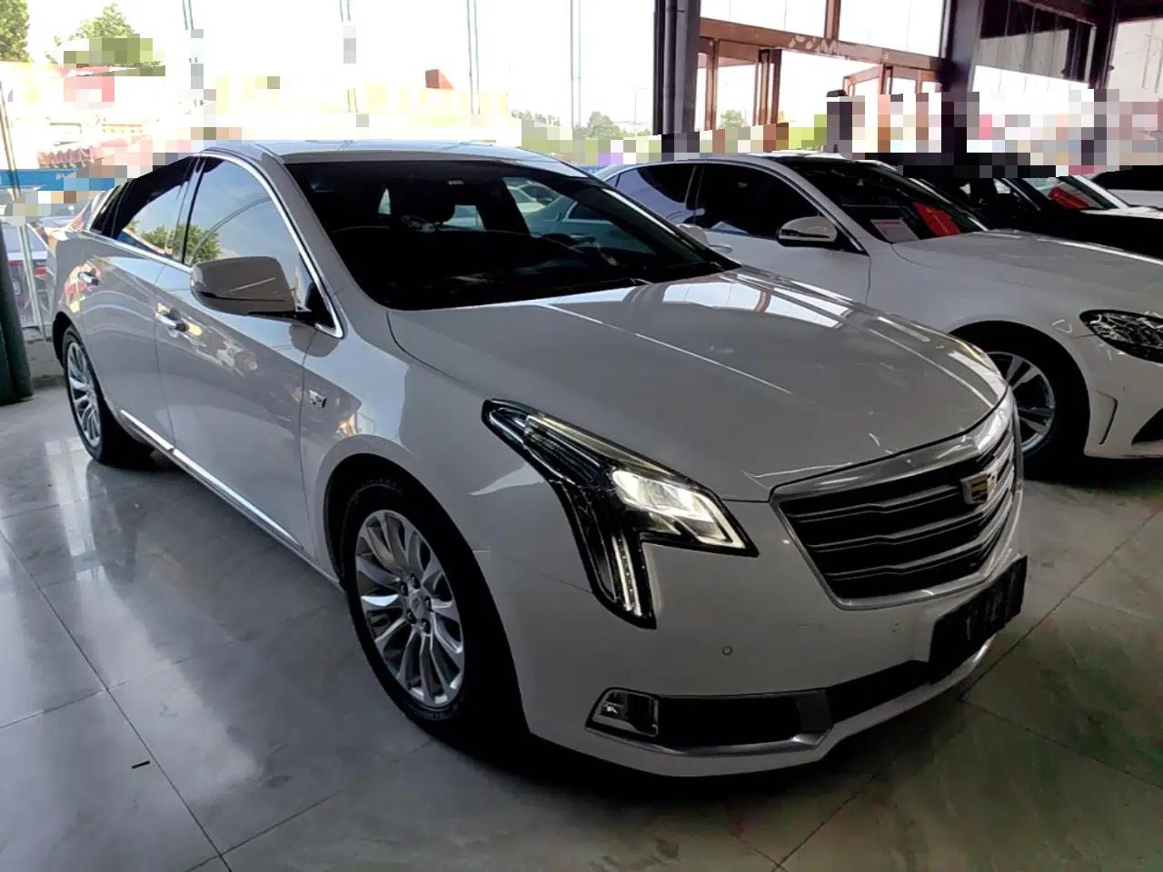 Cadillac XTS 2018 28T Elite Edition — миниатюра 3