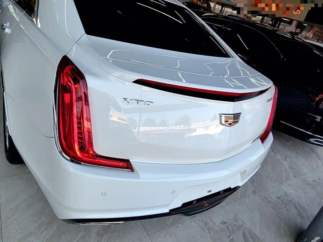 Cadillac XTS 2018 28T Elite Edition — миниатюра 5