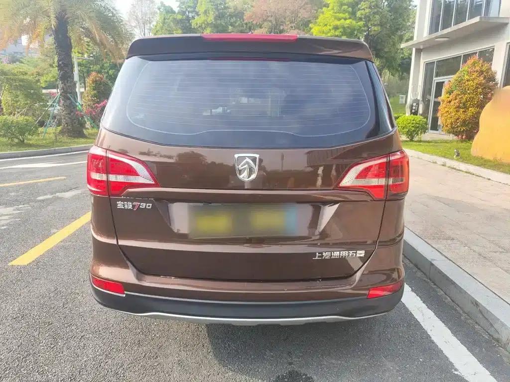 Baojun 730 2019 1.5L Manual Value Edition 7-Seater National VI Emission Standard — миниатюра 25