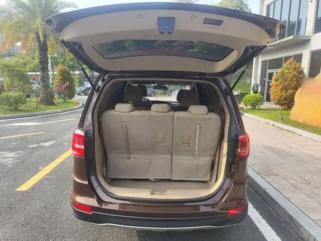 Baojun 730 2019 1.5L Manual Value Edition 7-Seater National VI Emission Standard — миниатюра 9