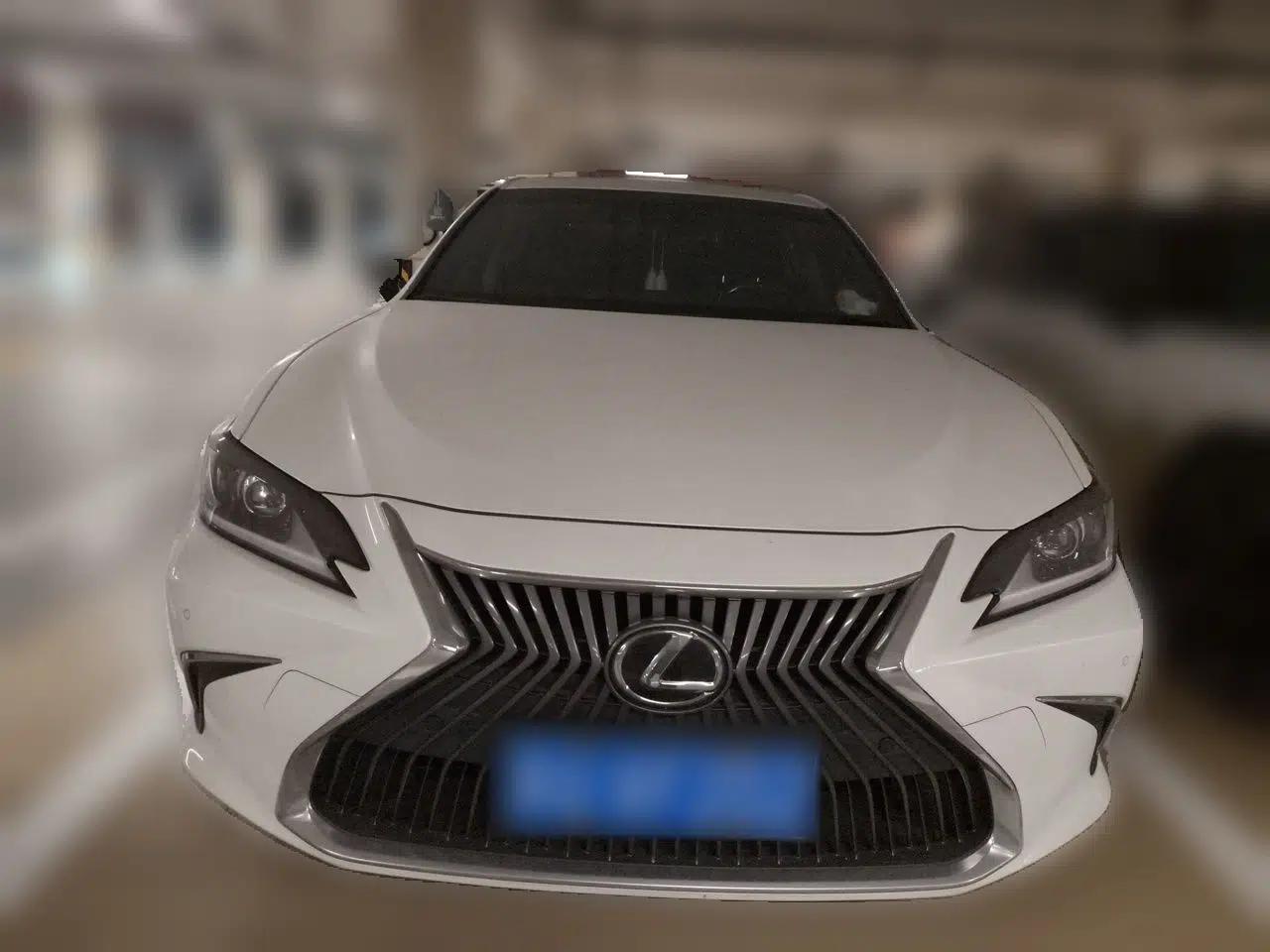 Lexus ES 2020 200 Excellence Edition — миниатюра 2