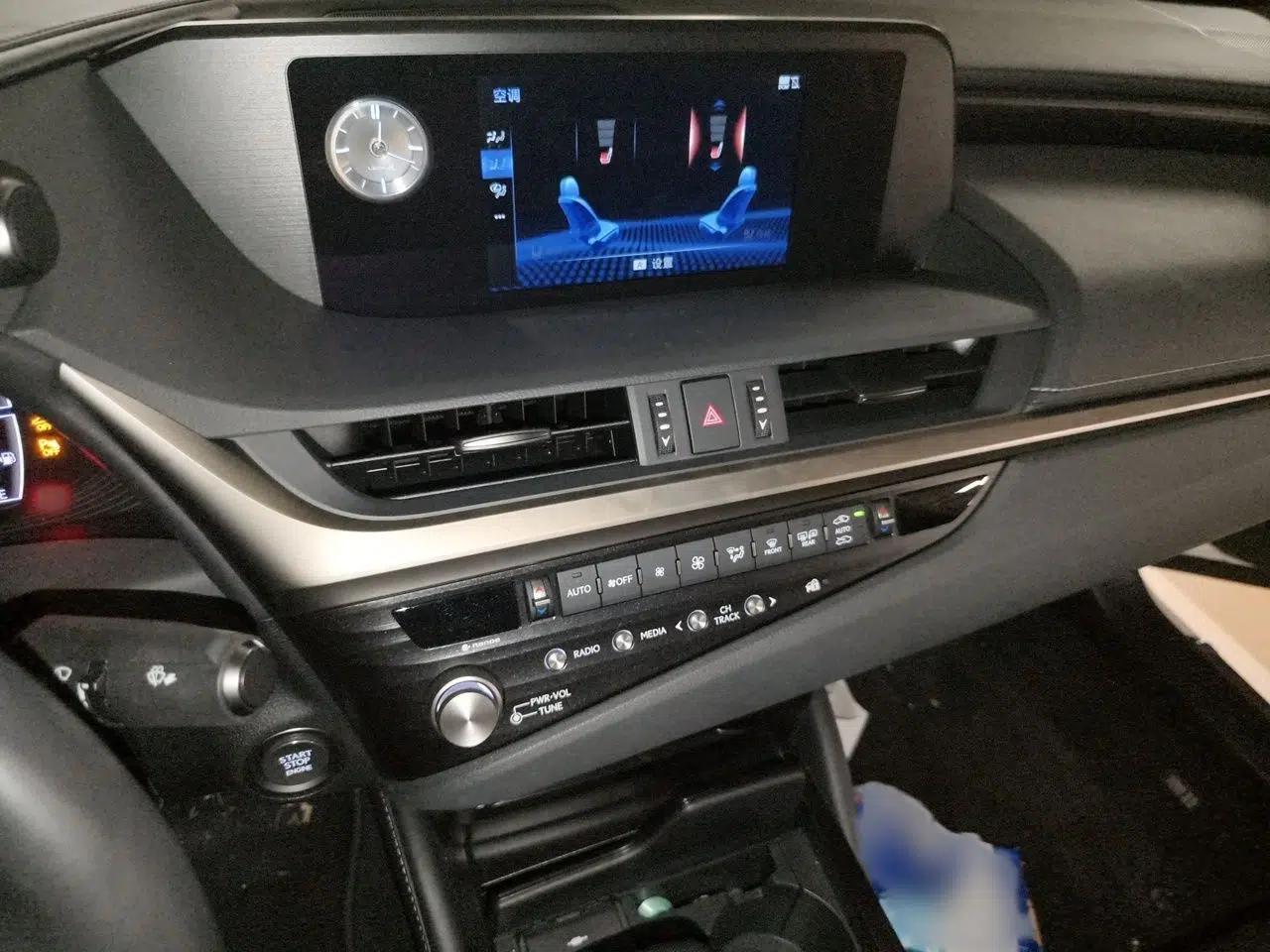 Lexus ES 2020 200 Excellence Edition — миниатюра 12