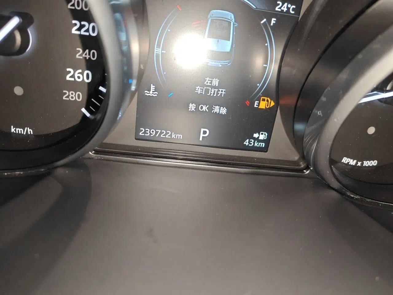 Land Rover Range Sport 2016 3.0 SC V6 SE — миниатюра 12