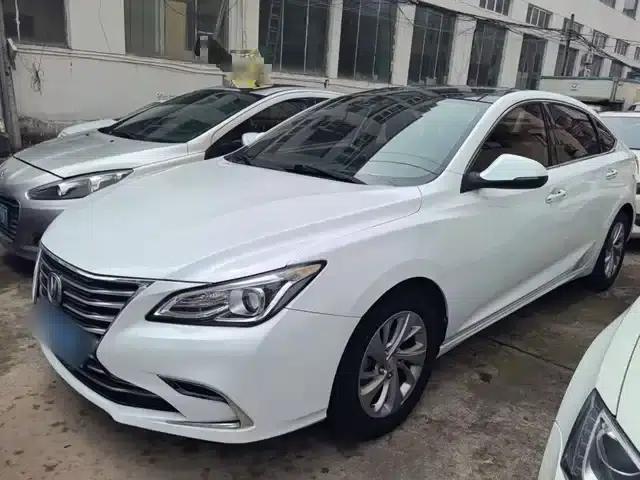 Ruicheng CC 2018 1.5T Manual Elegant Starry Sky Edition (National V Emission Standard)