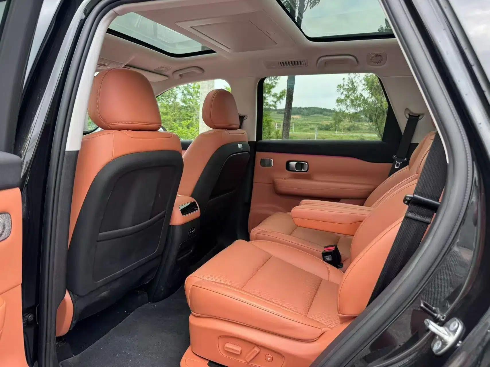Leapmotor C16 2026 Extended-Range 280 LiDAR Zhizun Edition 6 Seats — миниатюра 20