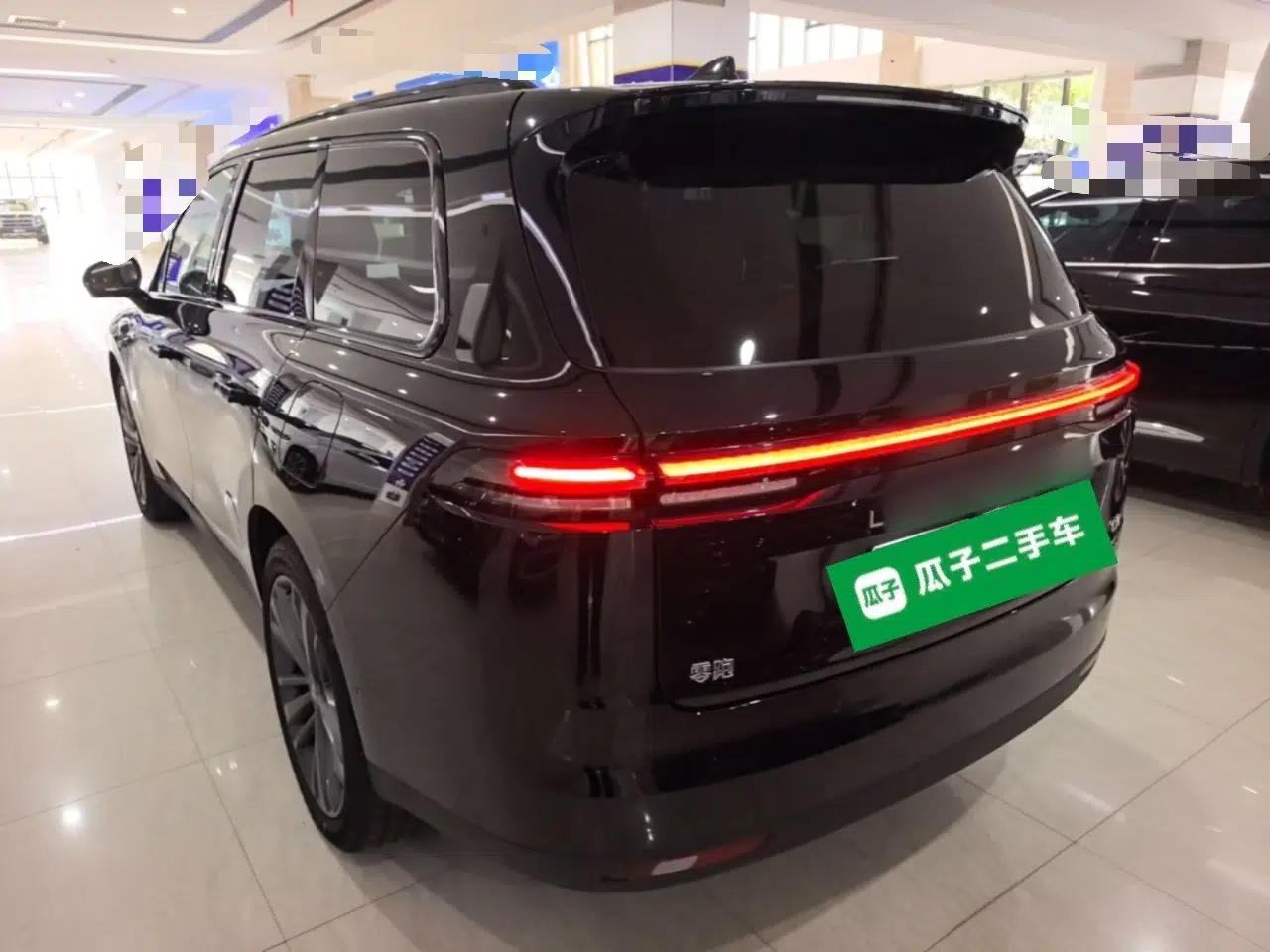 Leapmotor C16 2026 Extended-Range 280 LiDAR Zhizun Edition 6 Seats — миниатюра 4