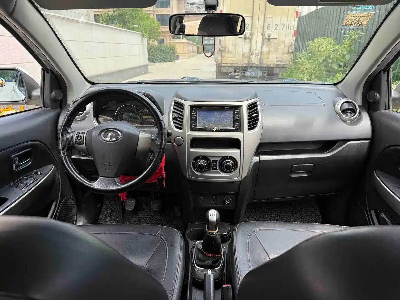 Great Wall M4 2012 1.5L Manual Deluxe Edition — миниатюра 5
