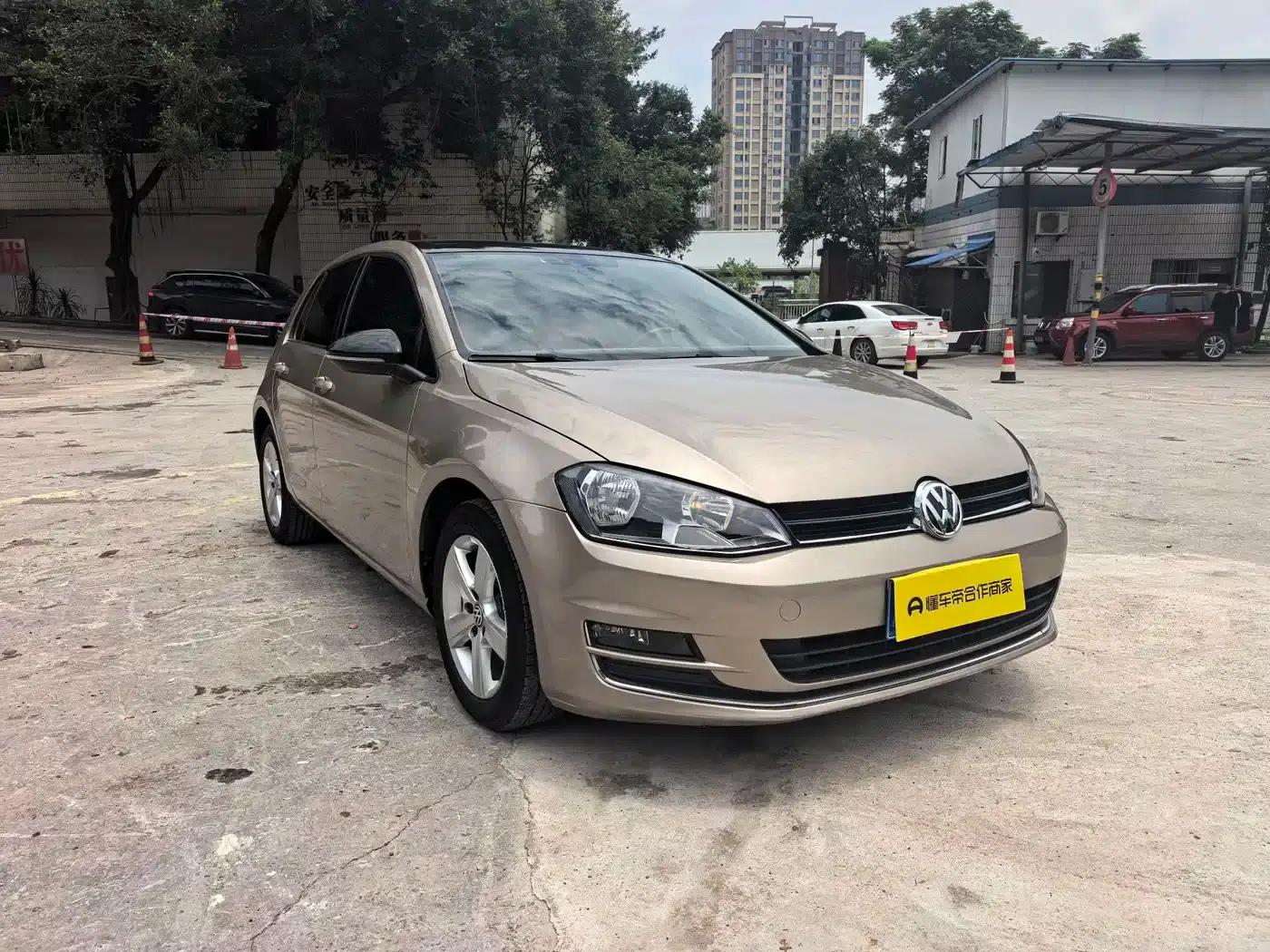 2015 Golf 1.6L Automatic Comfort — миниатюра 2