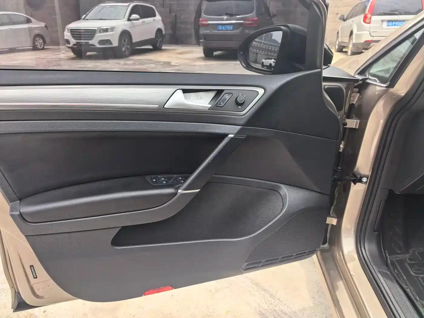 2015 Golf 1.6L Automatic Comfort — миниатюра 6