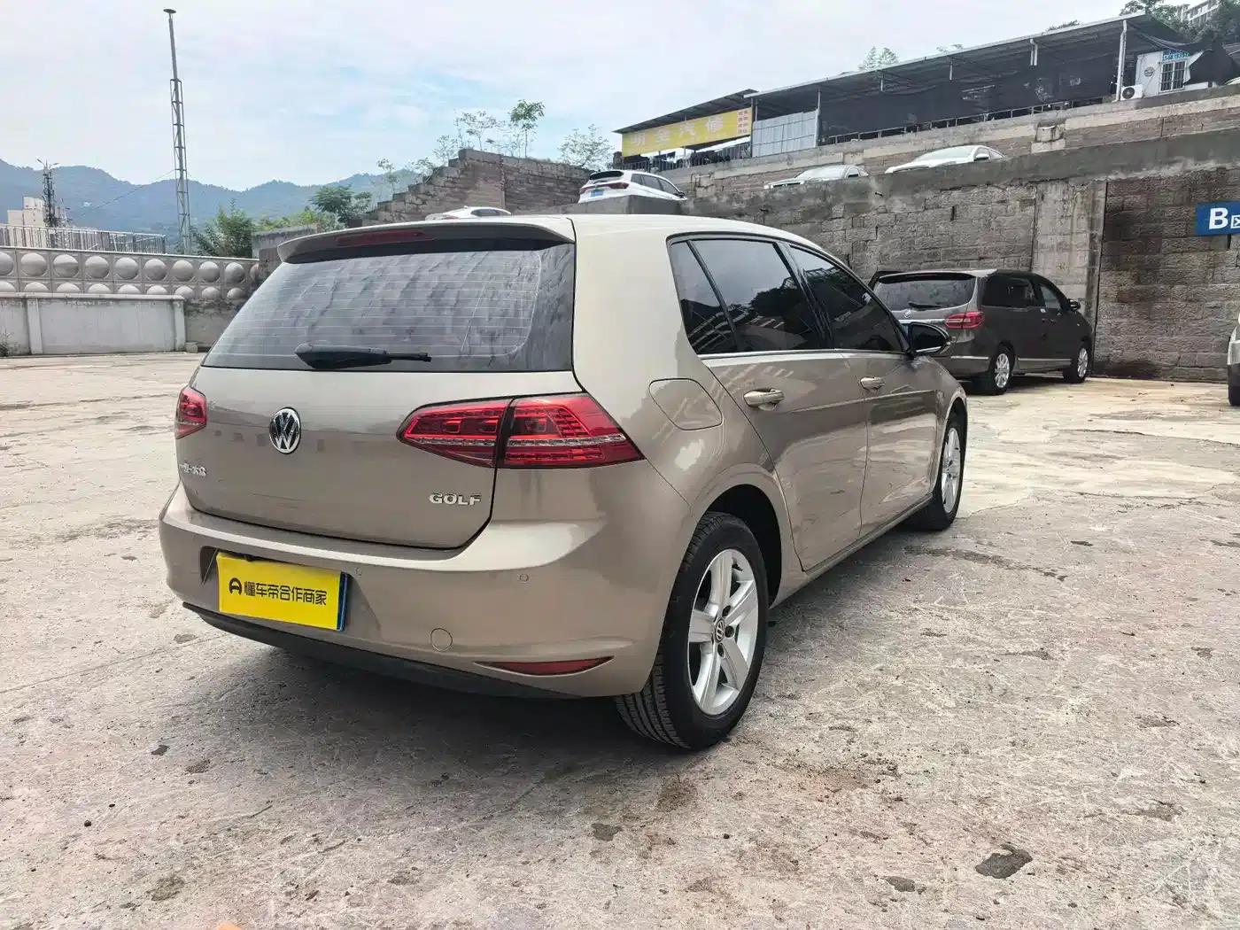 2015 Golf 1.6L Automatic Comfort — миниатюра 9